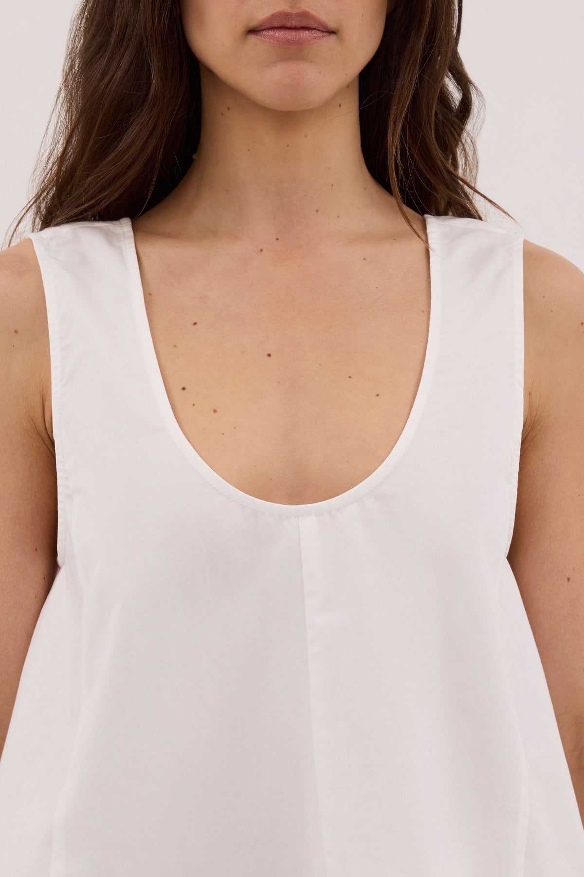 NELLIE WHITE COTTON TOP